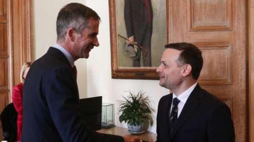 Νέα κόντρα Μπακογιάννη - Δούκα: &quot;Νοιάζεται μόνο για το ΠΑΣΟΚ&quot; - &quot;Fake news, για τα Τέμπη θα μιλήσει;&quot;