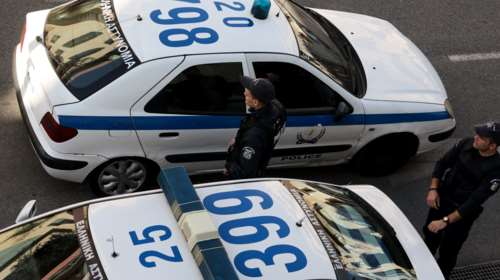 Πυροβολισμοί έξω από το ΚΕΠ στο Κορωπί - Ενας τραυματίας