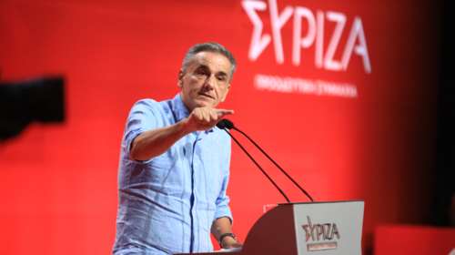 Τσακαλώτος στο συνέδριο ΣΥΡΙΖΑ: Κατεβαίνω για να είμαι πρόεδρος ως πρώτος μεταξύ ίσων