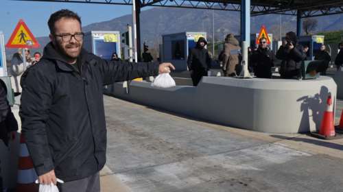 Επιστροφή  εκδρομέων στην Αθήνα για γερά νεύρα: Ουρές χιλιομέτρων σε Κάστρο Βοιωτίας και Μαρτίνο