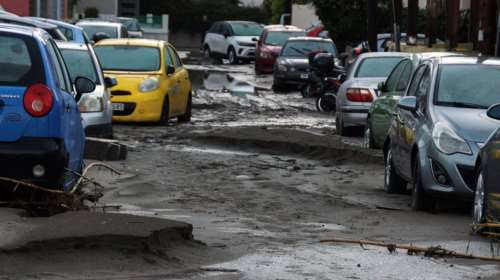 Κακοκαιρία Bora: Νέο 112 στη Ρόδο για ισχυρές καταιγίδες - "Η βροχή που έπεσε φτάνει το 75% του νερού που έριξε στη Βαλένθια"