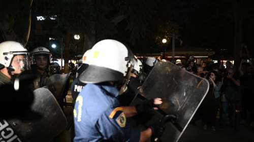 Ποινική δίωξη για κακούργημα στους 14 συλληφθέντες των επεισοδίων στο κέντρο της Αθήνας