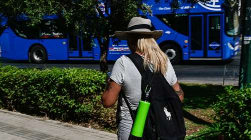 Καύσωνας: Έκτακτα μέτρα για τους εργαζόμενους στον ιδιωτικό τομέα – Υποχρεωτική παύση εργασιών και τηλεργασία