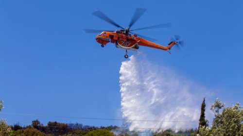 Μεγάλη πυρκαγιά στη Σάμο - Επιχειρούν τρία αεροσκάφη