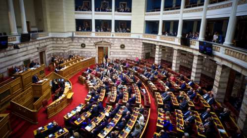 Βουλή: Ψηφίστηκε ο νέος ποινικός κώδικας- &quot;Ναι&quot; μόνο από τη ΝΔ, καταψήφισε όλη η Αντιπολίτευση