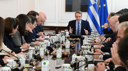 Δημοσκόπηση Alco: Σε ποιους τομείς η κυβέρνηση παίρνει κάτω από τη βάση - Δένδιας ο πιο πετυχημένος υπουργός