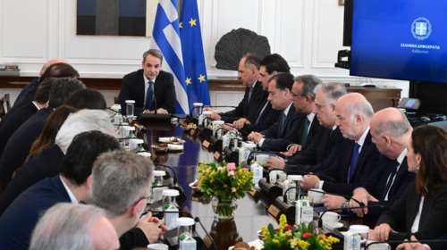 Ο Μητσοτάκης ψάχνει υπουργό Οικονομικών: Οι δύο υποψήφιοι και το σενάριο της έκπληξης για τον ανασχηματισμό