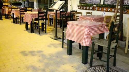 Εστίαση: Νέα κλαδική συλλογική σύμβαση εργασίας για 400.000 εργαζόμενους - Αύξηση 10,5% για 2 έτη