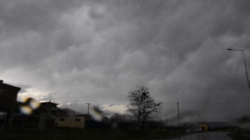 Καιρός: Συννεφιασμένη Πρωτοχρονιά, πού θα βρέξει - Ανοιξιάτικες οι θερμοκρασίες