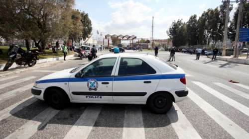 29χρονος με πανάκριβο αυτοκίνητο συνελήφθη για διακίνηση ναρκωτικών σε Κολωνάκι και βόρεια προάστια