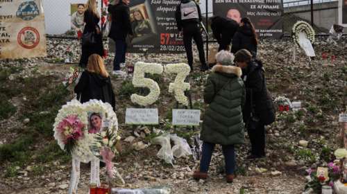 Τέμπη: Τι λένε στην κυβέρνηση για τις κατηγορίες περί συγκάλυψης - Η έκρηξη, το ξυλόλιο, το μπάζωμα και οι φήμες