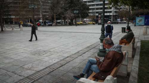 Κορονοϊός: Σαρώνει την Αττική ο ιός με 1.524 νέα κρούσματα - &quot;Έκρηξη&quot; σε Θεσσαλονίκη, Αχαΐα και Λάρισα