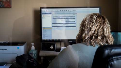 Η εφορία σαρώνει τους τραπεζικούς λογαριασμούς με το &quot;υπερόπλο&quot; BANCAPP: Πότε επιβάλλεται φόρος 33%