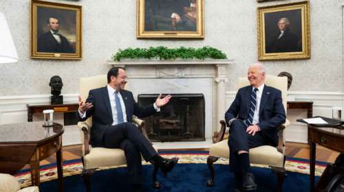 &quot;Κάποιοι σκακιστές, άλλοι ταβλαδόροι&quot; - Πυρά αντιπολίτευσης και ΜΜΕ σε Ερντογάν για τη συνάντηση Μπάιντεν – Χριστοδουλίδη