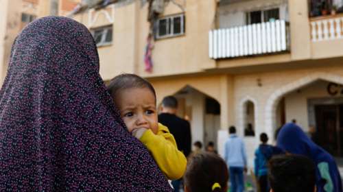 Γάζα: Εκατοντάδες άμαχοι απομακρύνονται πεζή από το νοσοκομείο αλ Σίφα - Τελεσίγραφο εκκένωσης από τον ισραηλινό στρατό