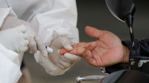 Κορονοϊός: Ελπίδες από νέο αντιικό φάρμακο - Την άνοιξη η κλινική δοκιμή σε ανθρώπους