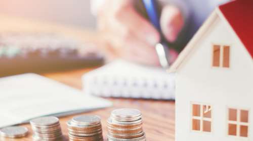 Υποχωρούν τα ευρωπαϊκά επιτόκια: Πώς επηρεάζονται οι δόσεις των δανείων μας - Ποιοι ωφελούνται