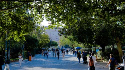 Κορονοϊός: Λίγο πάνω από 3.000 τα νέα κρούσματα στην Αττική, 227 στη Θεσσαλονίκη - Δείτε τον χάρτη της διασποράς