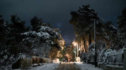 Καιρός: Το σκανδιναβικό ψύχος φέρνει τσουχτερό κρύο και χιόνια - Πρωτοχρονιάτικο ρεβεγιόν με λευκό σκηνικό στην Αττική