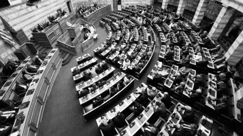 Βουλή: Εξελέγησαν τα προεδρεία των νέων διαρκών και ειδικών κοινοβουλευτικών επιτροπών