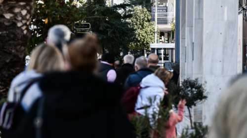 Μανωλόπουλος: Εως 60.000 κρούσματα την επόμενη εβδομάδα - Θωμαΐδης: Ερχεται σταθεροποίηση