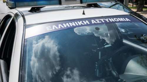 Απίστευτο περιστατικό στη Λάρισα: Ηλικιωμένος χτυπούσε και έσερνε το εγγόνι του στο πεζοδρόμιο