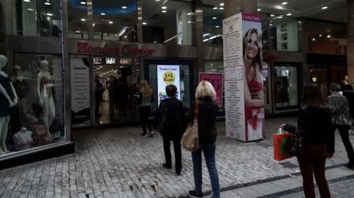 Καθηγητής Βασιλακόπουλος: Το λιανεμπόριο να ανοίξει με ραντεβού, όπως στα κομμωτήρια