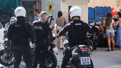 Χαμός στην Πάτρα: Έβγαλε όπλο και πυροβόλησε στον αέρα για... μία θέση πάρκινγκ