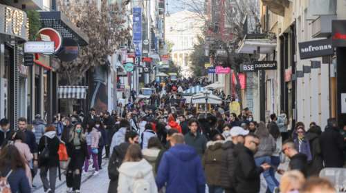Ξεκινούν άμεσα οι διαβουλεύσεις για τον κατώτατο μισθό - Θα εφαρμοστεί πριν την έναρξη της τουριστικής περιόδου