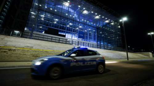 Φρίκη στην Ιταλία: Το &#39;σκασε με κορονοϊό από το νοσοκομείο και σκότωσε το 10χρονο παιδί του - Για να εκδικηθεί την πρώην του