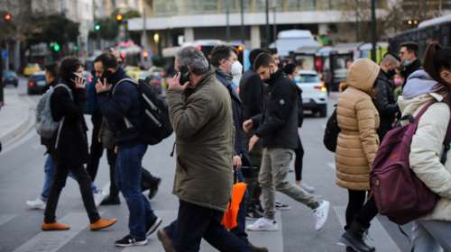 Σαρώνει ο RSV στη χώρα: Απειλεί μικρά παιδιά και μεγάλες ηλικίες - Πως θα προστατευτούν οι ομάδες υψηλού κινδύνου