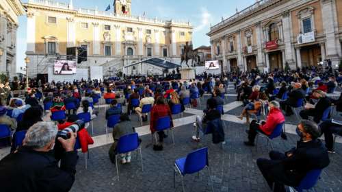 Κορονοϊός: Επιστρέφει ο εφιάλτης στην Ιταλία - 10.874 κρούσματα και 89 νεκροί σε μια μέρα