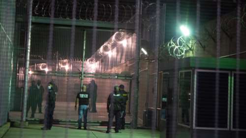 Απέδρασε από τις φυλακές 25χρονος που έκανε σεξ με άλογο- Τον συνέλαβαν ξανά 26 λεπτά μετά