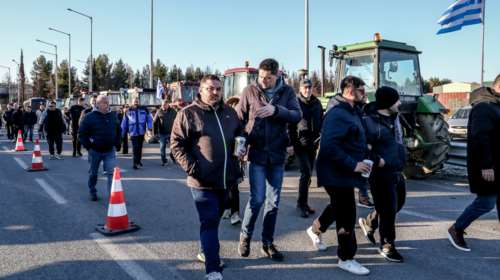 Νέο μπλόκο αγροτών στο Κάστρο της Βοιωτίας - Ανοιγοκλείνουν την Εθνική Οδό