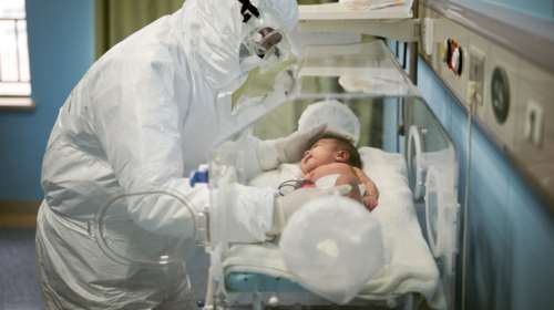 Κορονοϊός: Αγωνία για 4,5 μηνών βρέφος - Διασωληνωμένο με οξεία αναπνευστική ανεπάρκεια