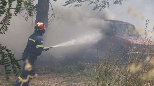 Στις φλόγες η Κέρκυρα για 3η μέρα: Εκκενώνεται και η Ημερολιά - Εκνευρισμός σε κατοίκους που τους απαγόρευσαν να πάνε σπίτια τους