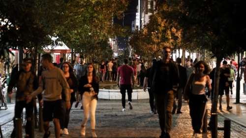 Κορονοϊός: Αστυνομικό σχέδιο σε οκτώ στάδια για τις... &quot;κόκκινες&quot; πλατείες