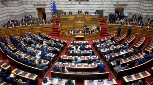 Βουλή: Στην Ολομέλεια το νομοσχέδιο με πολεοδομικές και χωροταξικές ρυθμίσεις