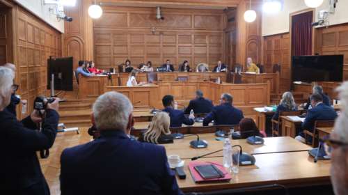 Κατάθεση Σημανδράκου για ΟΠΕΚΕΠΕ: ΣΥΡΙΖΑ και Νέα Αριστερά βλέπουν "γαλάζιο" σκάνδαλο και εμπλοκή του Μαξίμου