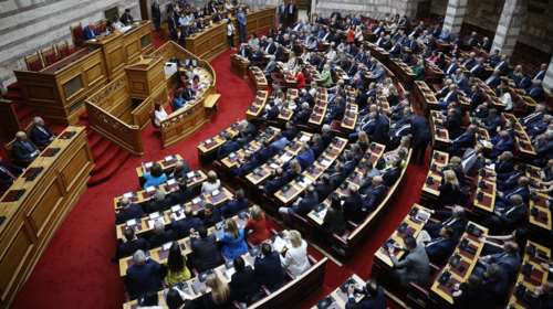 Βουλή: Στις 8 Ιουλίου η ψήφος εμπιστοσύνης στην κυβέρνηση - Θα προηγηθεί η τριήμερη συζήτηση των προγραμματικών δηλώσεων