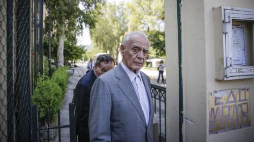 Άκης Τσοχατζόπουλος: Αυτή είναι η επιστολή που άφησε στον γιο του - Τη διαβάζει η Βίκυ Σταμάτη [βίντεο]