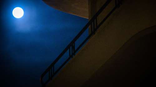 Κρήτη: Βουτιά - θανάτου για ηλικιωμένη που ήταν θετική στον κορoνοϊό