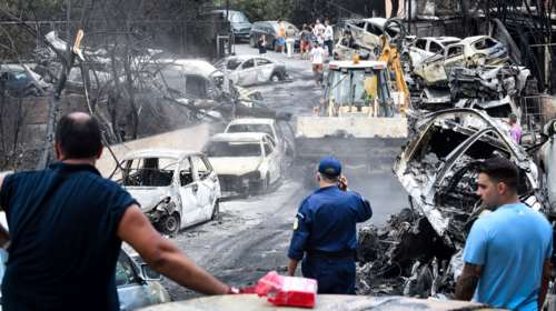 Αποστάσεις από τους συγγενείς θυμάτων στο Μάτι: &quot;Δεν θα ήταν σωστό να παρευρεθούμε οργανωμένα στα συλλαλητήρια για τα Τέμπη&quot;