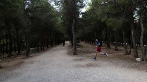 Lockdown στην Αττική: Τι αλλάζει με τον κωδικό 6 για την σωματική άσκηση [βίντεο]