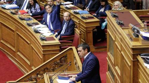 Το τρολάρισμα του Τσίπρα για τις ρακέτες του Άδωνι Γεωργιάδη και η απάντηση του υπουργού Ανάπτυξης [βίντεο]