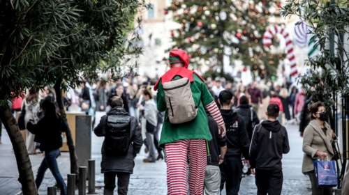 Ανοιχτά τα καταστήματα σήμερα: Με τι ωράριο θα λειτουργήσουν - Από 18 Δεκεμβρίου το καλάθι του Αη Βασίλη