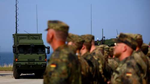 Reuters: Ο γερμανικός στρατός πρέπει να υπερδιπλασιαστεί για να ανταποκριθεί στους νέους στόχους του ΝΑΤΟ