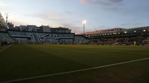 Θεσσαλονίκη: Πώς δρούσαν τα κυκλώματα που "έσπρωχναν" ναρκωτικά σε γήπεδα και στέκια - Παραγγελίες μέσω... ταχυδρομείου