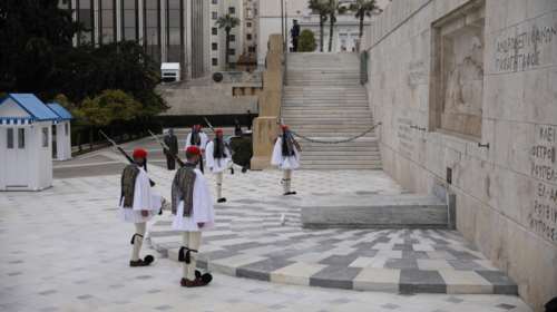 25η Μαρτίου: Οι ξένοι ηγέτες κατέθεσαν στεφάνι στο Μνημείο του Άγνωστου Στρατιώτη [βίντεο]