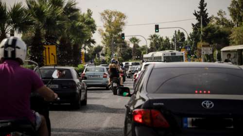 Προσοχή: Οδηγίες όταν οδηγούμε σε συνθήκες καύσωνα